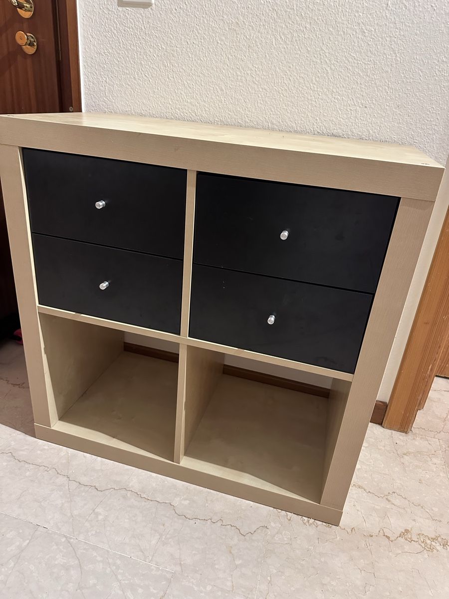 Cassettiere: Kallax IKEA | 2x2 avec 4 tiroirs – Usato da Prangins venduto da red_shoelace
