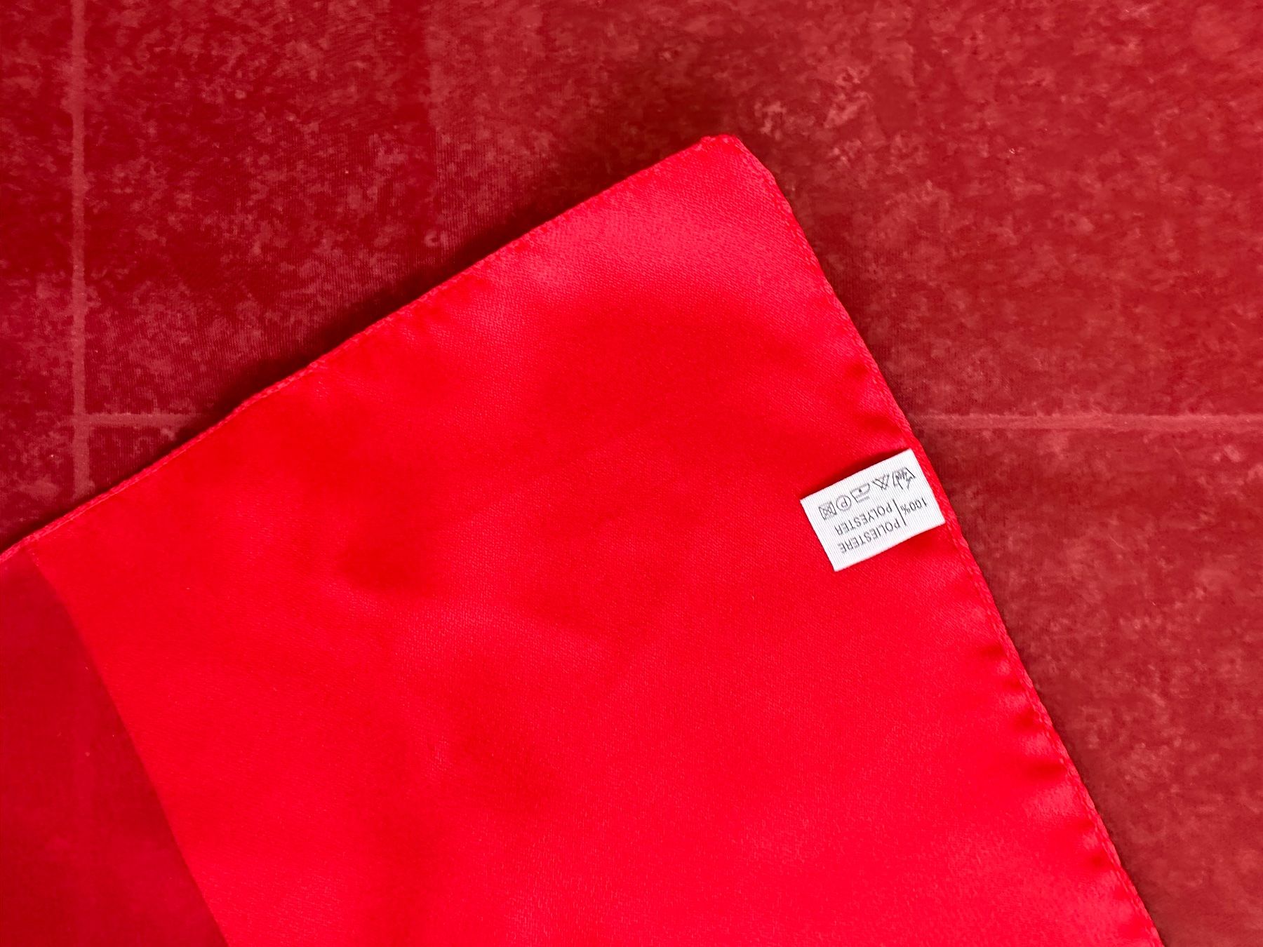 Foulard & Sciarpe: Transparenter roter, langer Schal – Usato da Wettswil venduto da haddy91 2