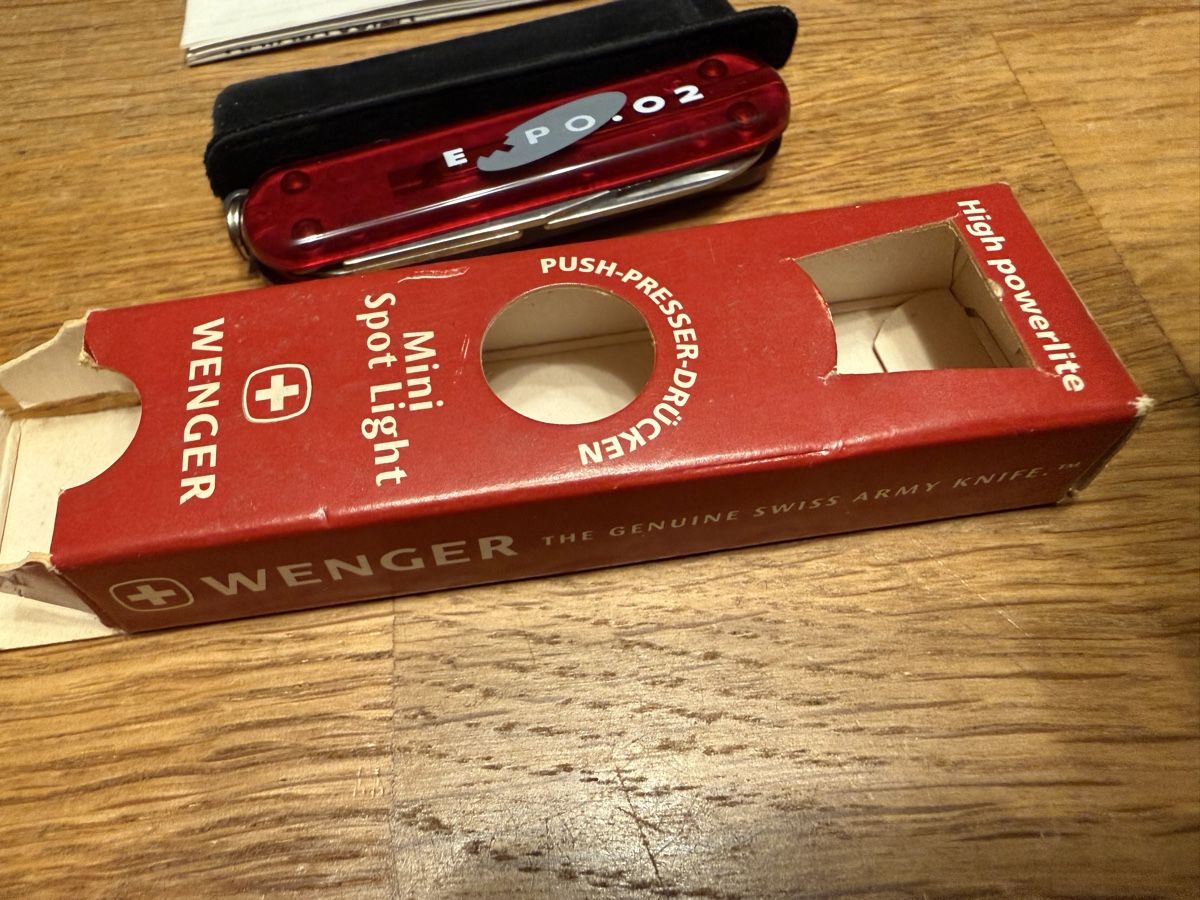 Wenger Coltelli tascabile: Wenger Taschenmesser Mini Spot Light – Nuovo e nell'imballaggio originale da Goldach venduto da Messerguru 1