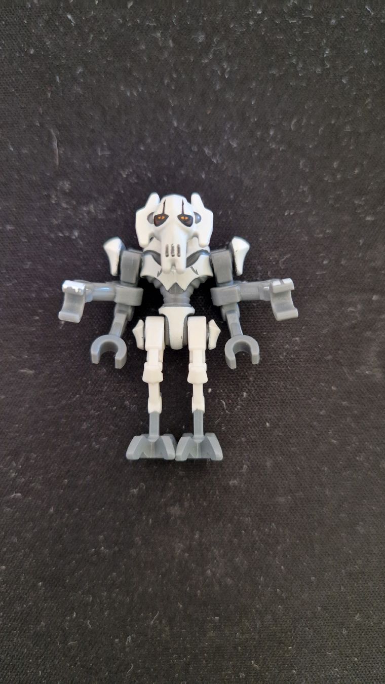 Lego Statuette: LEGO General Grievous – Nuovo (secondo la descrizione) da Küttigen venduto da TheFactor