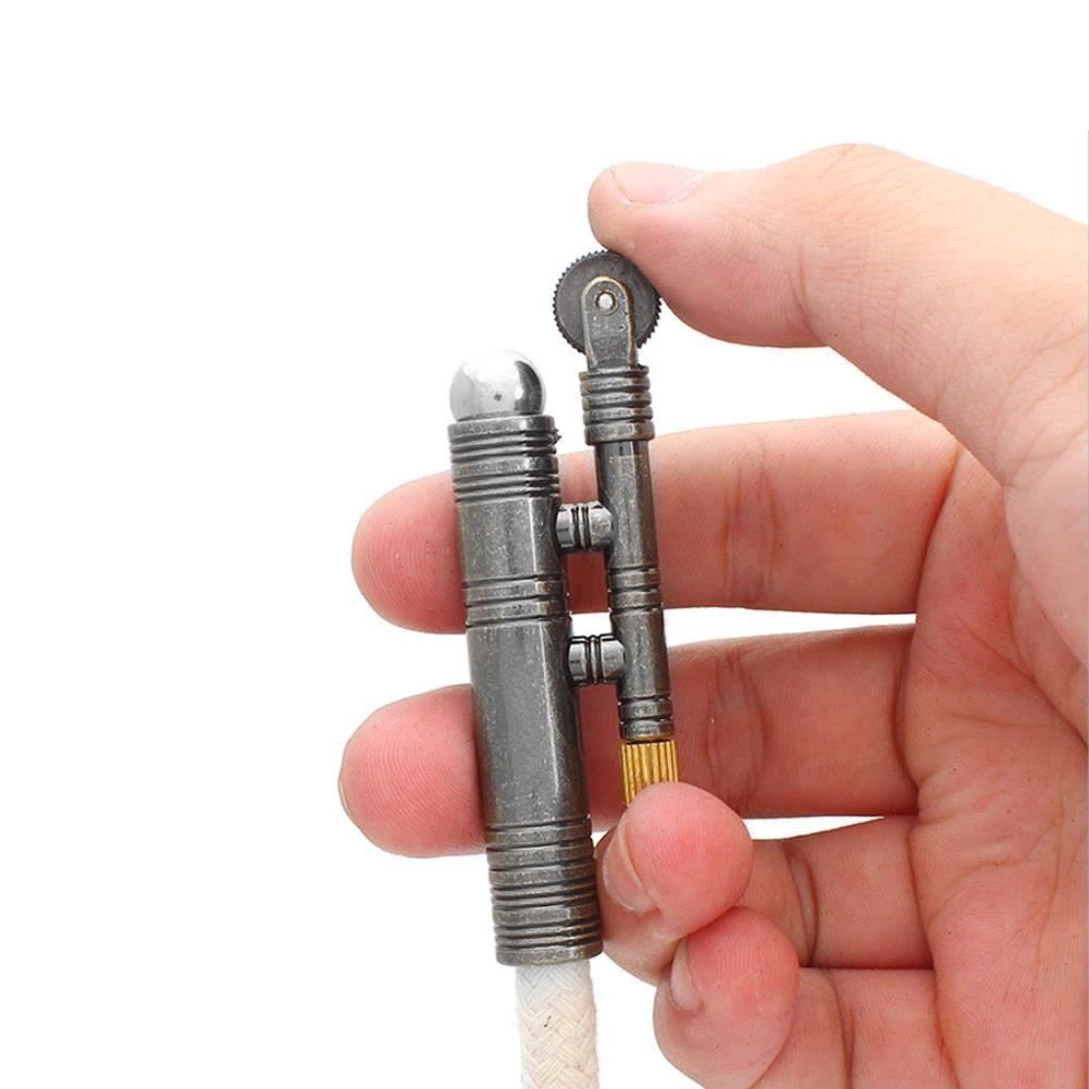 Accendini: Outdoor Camping Feuerzeug – Nuovo e nell'imballaggio originale da Wängi venduto da elcigarro 1