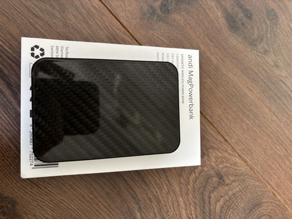 Apple Caricabatterie: andi MagPowerbank Wireless Powerbank Neu – Nuovo (secondo la descrizione) da Ernetschwil venduto da thi_2nkf 2