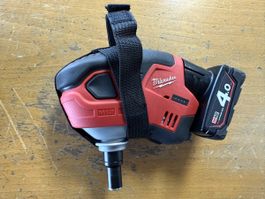 Milwaukee Faustnagler C12 PN-0
