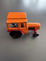Spielzeug Traktor orange guter Zustand