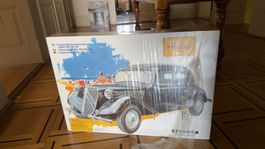 Heller Citroën Traction Avant 15 Six 1/8 - 1977 (réf 1304)