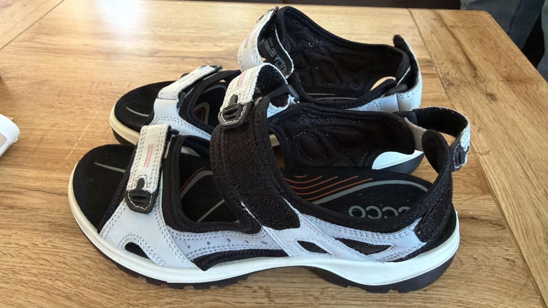 Ecco Damenschuhe: Ecco Damensandale – Neu (gemäss Beschreibung) aus Fällanden von Zihuatanejo 1
