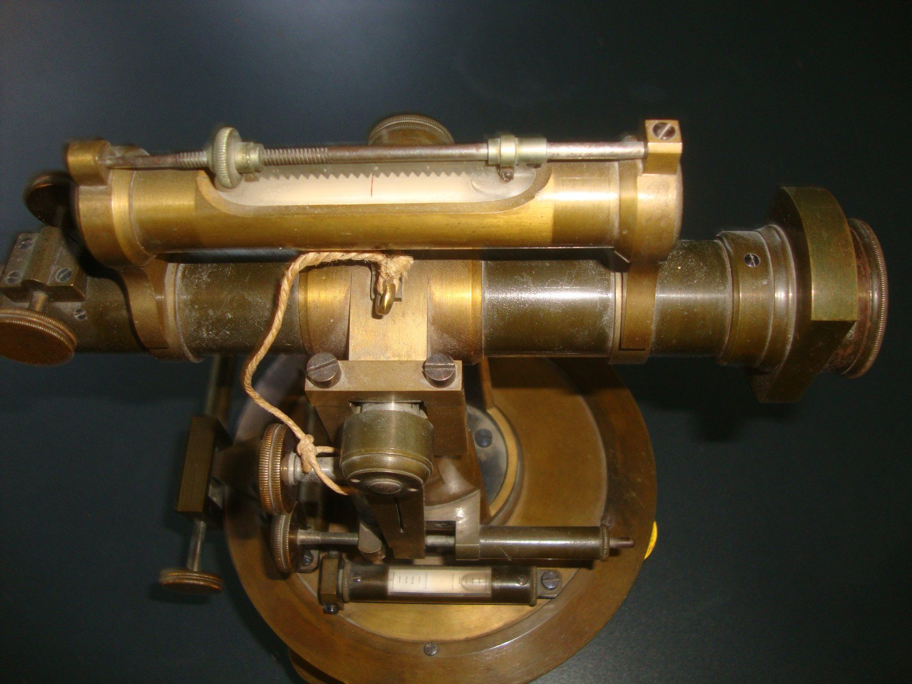 Mesurer: Antikes Messgerät, Sextant? Theodolit? Kern Schweiz – D'occasion à Winterthur par halle07 5