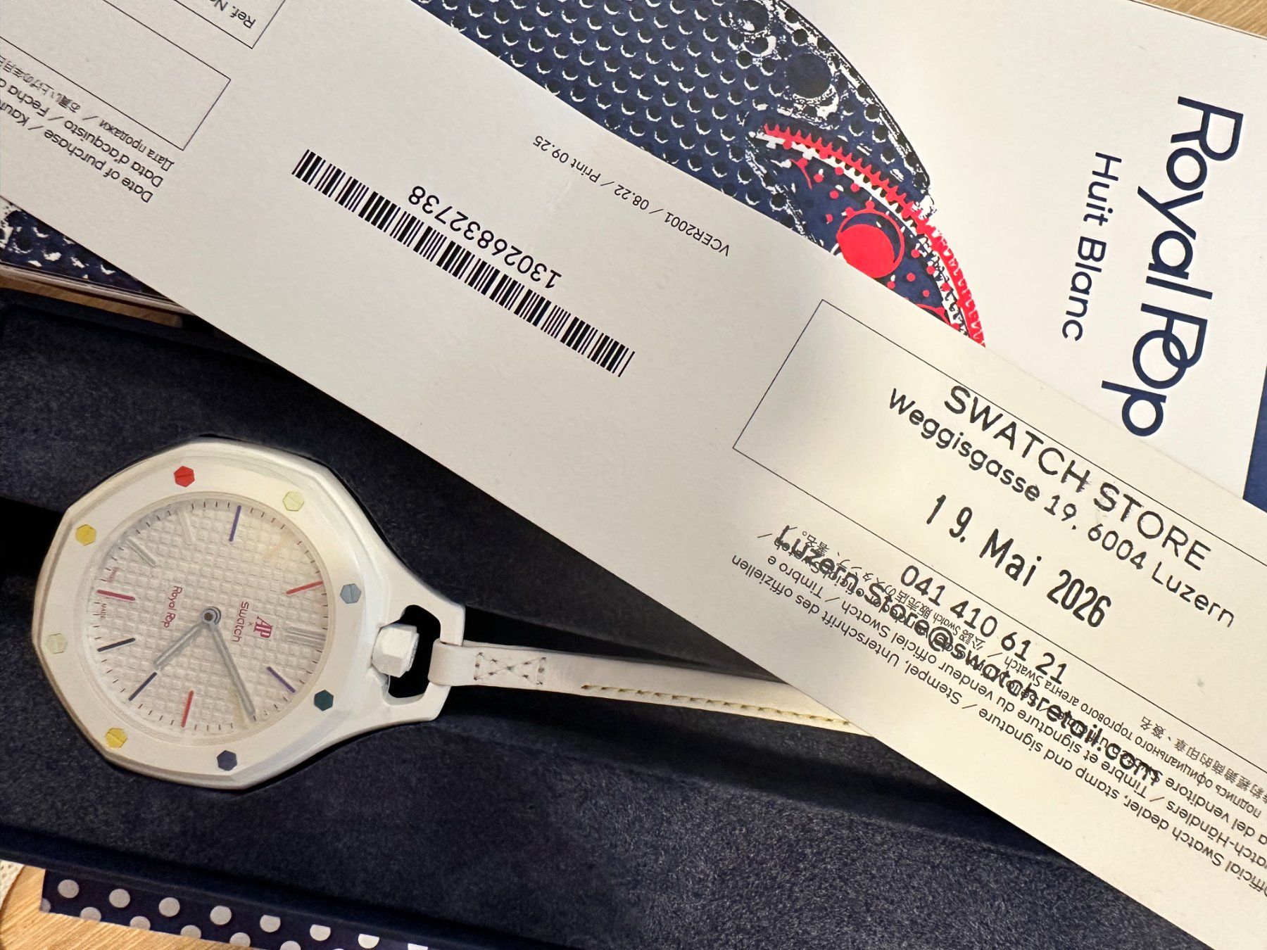 Swatch Orologi: Royal pop huit blanc – Nuovo (secondo la descrizione) da Kriens venduto da alp_8kd9 2