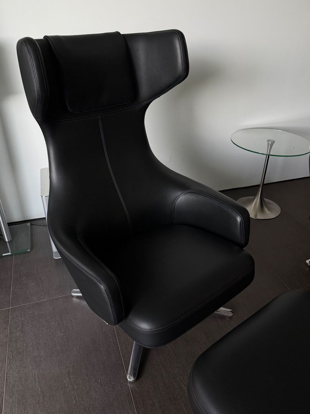 Vitra Poltrone: Vitra Grand Repos mit Ottoman – Usato da Ftan venduto da Thomy_ricardo 1