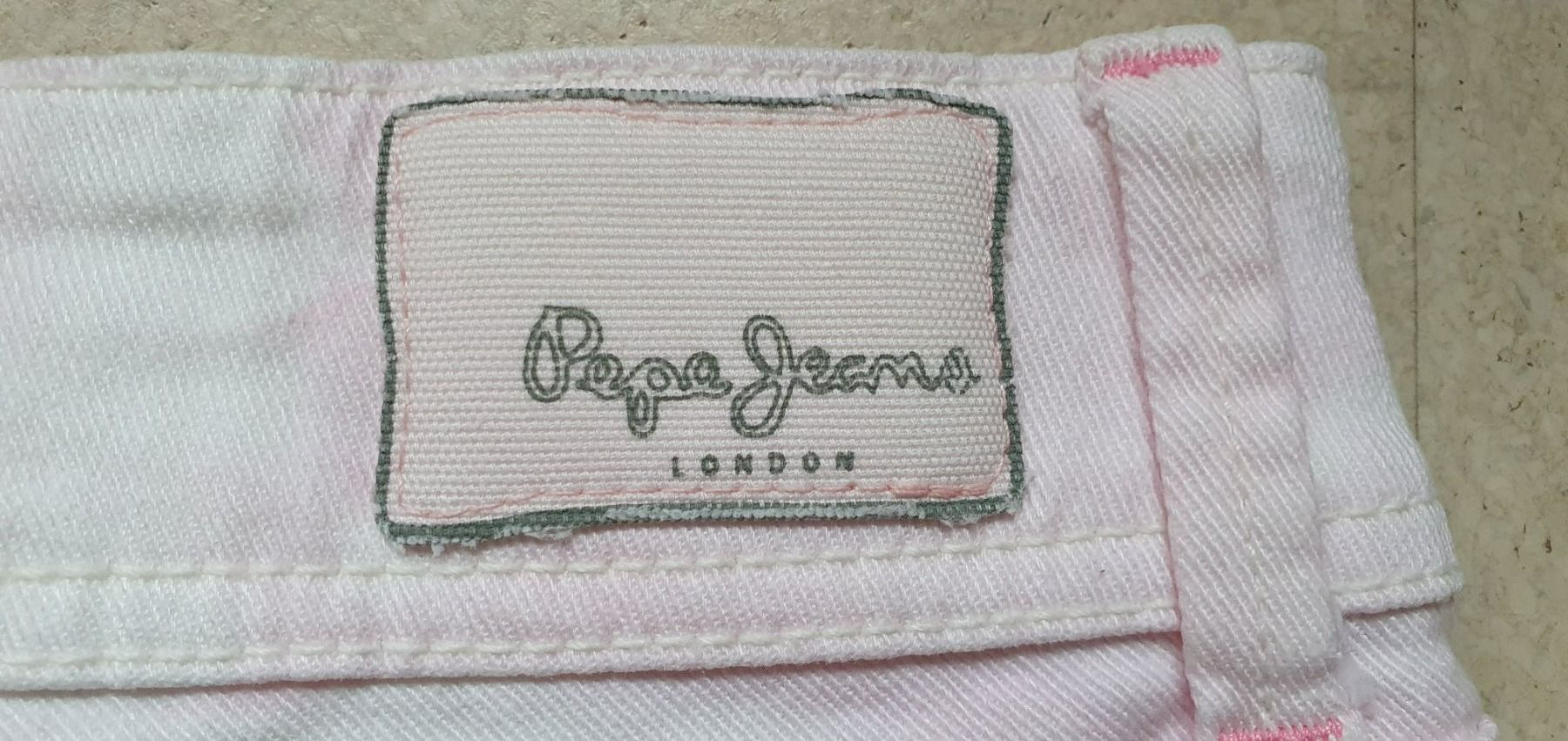 Pepe Jeans Jeans: Pepe Jeans Shorts rosa Gr. 28 – Nuovo (secondo la descrizione) da St. Gallen venduto da rid_2fs2 4