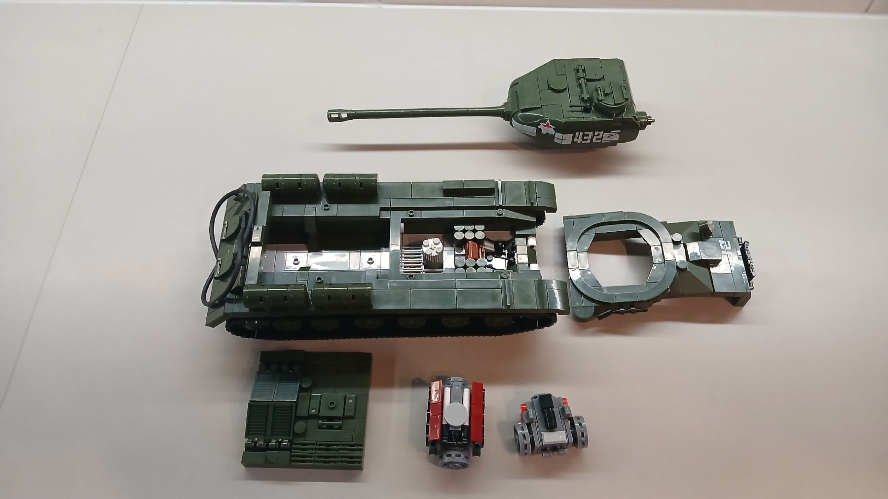 Lego Baukästen: Brick tip Lego char d'assaut  – Gebraucht aus Romainmôtier von PanPan 5
