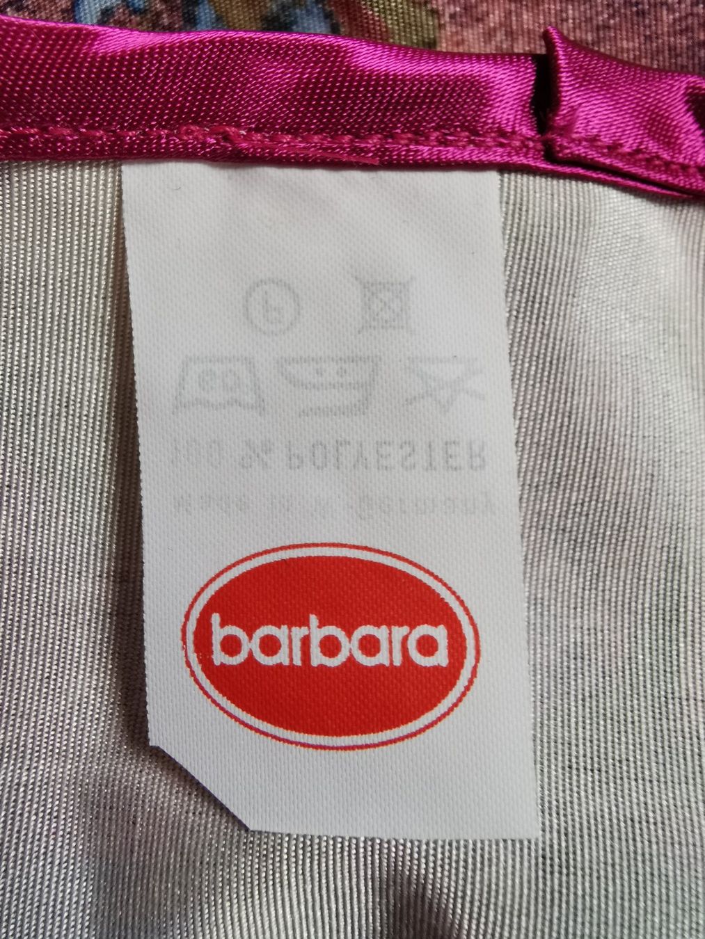 Altra biancheria da tavola: Barbara; Tischdecke / Tischtuch mit Blumen 77x77cm – Usato da Boniswil venduto da Totomat-Lady2 2