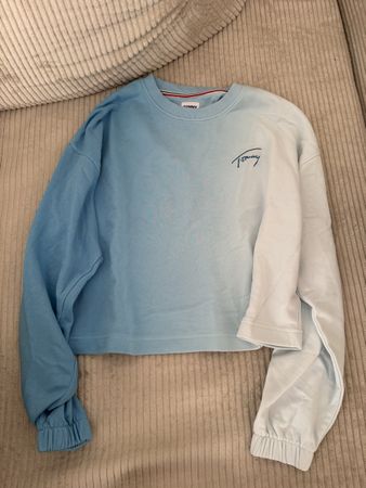 Pull Tommy Hilfiger dégradé bleu/blanc, taille S, neuf.