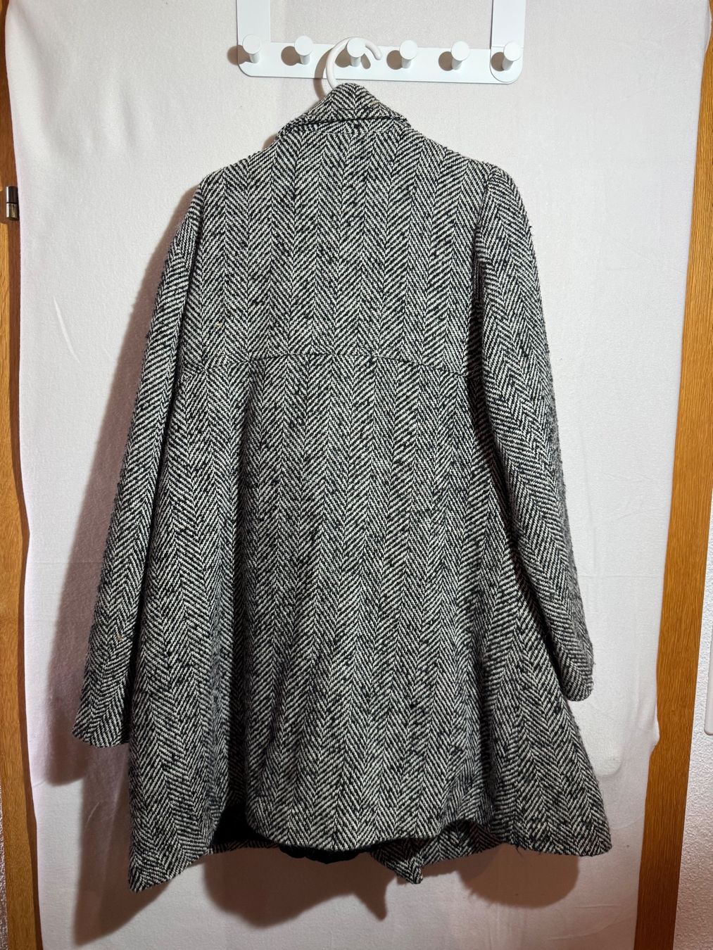 Cappotti: Schöner Tragemantel von Collin Gr. 42 – Usato da Grosswangen venduto da second_hand_dress 7