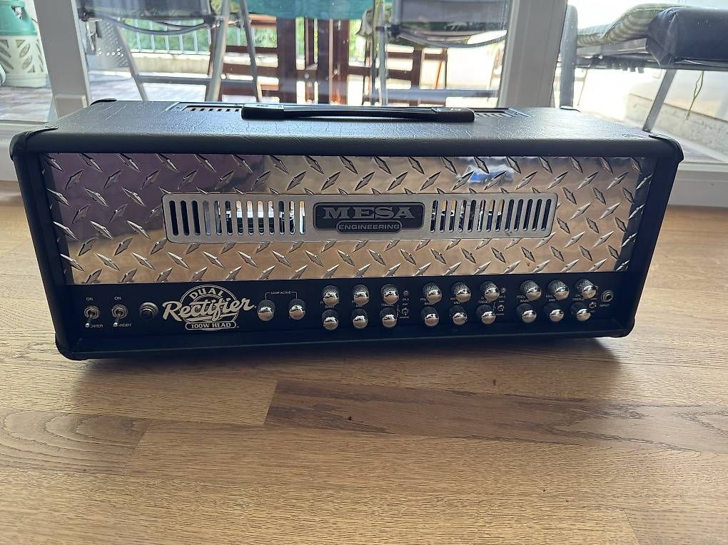Strumenti musicali: Mesa Boogie Dual Rectifier Solo Head – Usato da Uster venduto da demeteor