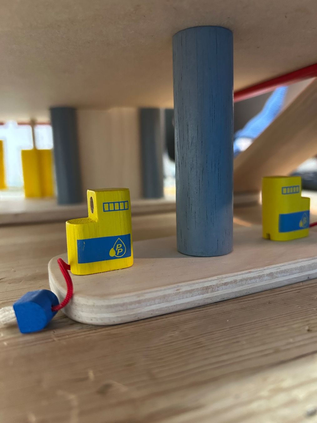 Plantoys Giocattoli: Garage Holz – Usato da illnau venduto da sweet83 4