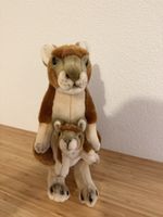 Plüschtier Känguru mit Baby Uni-Toys braun wie neu!