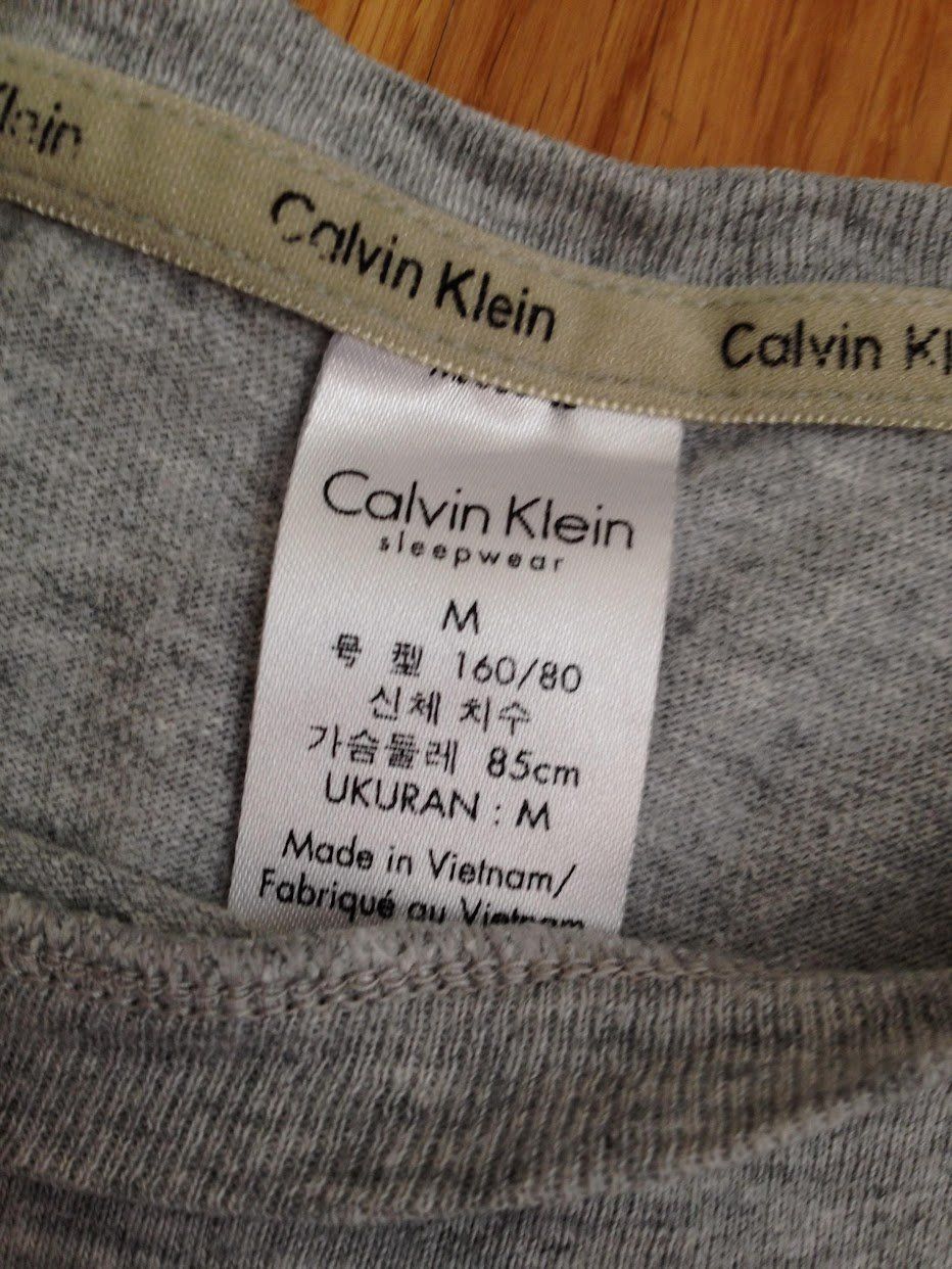 Calvin Klein T-shirt: Shirt Calvin Klein – Usato da Dübendorf venduto da Fip05 1