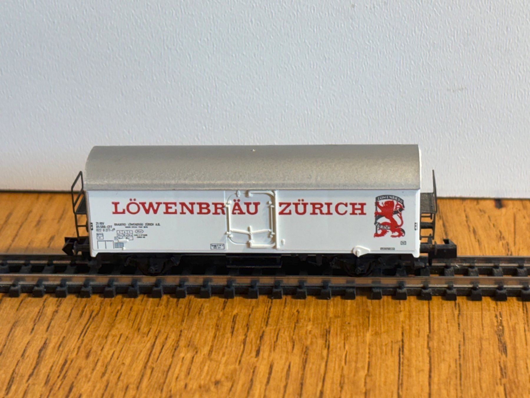 Modellini di ferrovie: e1643: Bierwagen (Spur N) – Usato da Birsfelden venduto da Birs_25 2