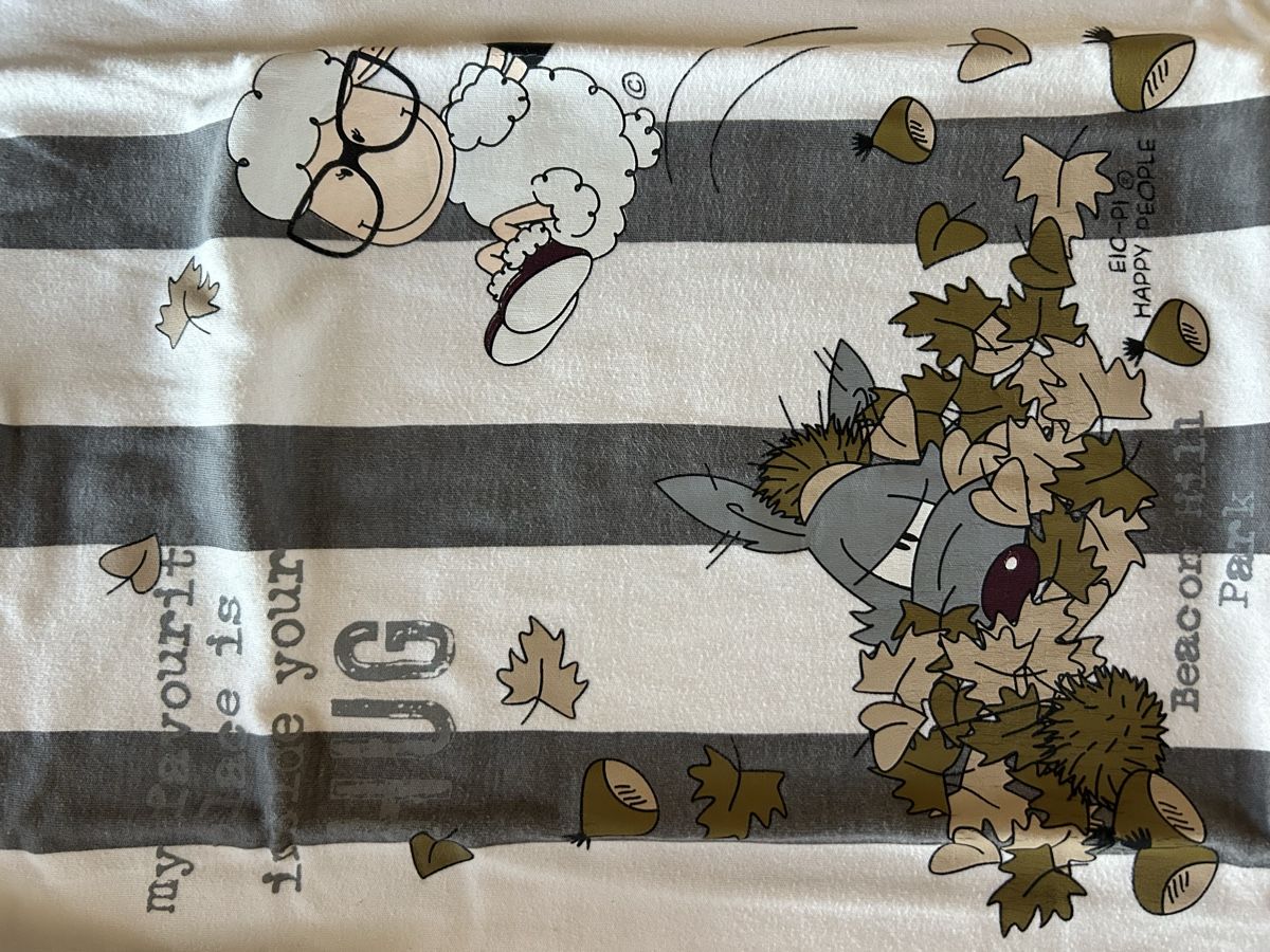 Pyjamas & Ähnliches: Chemise nuit 9/10 ans – Gebraucht aus Daillens von guisepa 1
