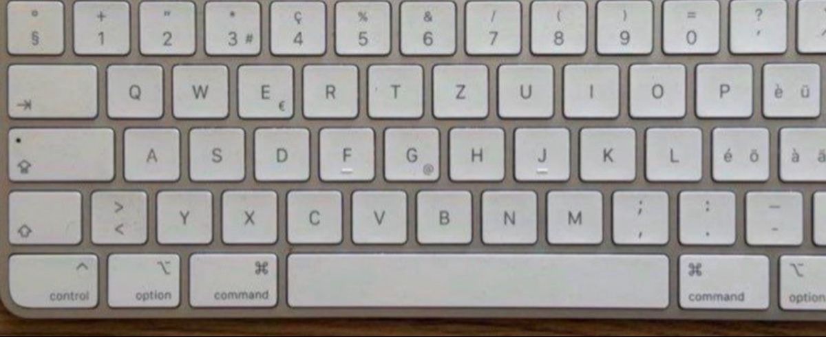 Apple Tastiere: Magic Keyboard with Touch ID and numeric keypad – Usato da Zofingen venduto da R_zh 1