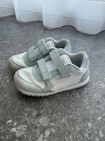 Puma Turnschuhe / Kinderschuhe grösse 27 