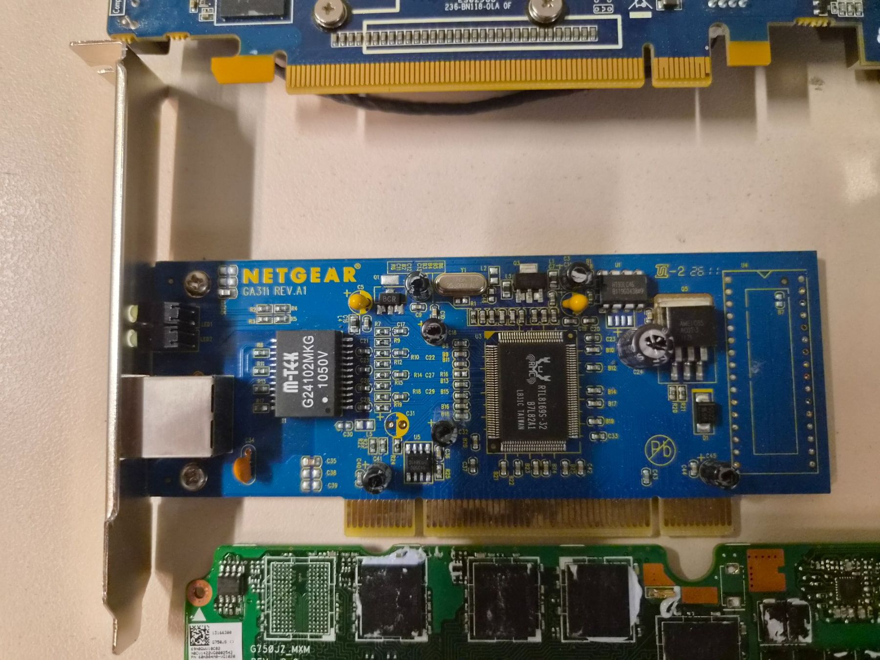 Elektronikbauteile: Divers composants informatiques – Gebraucht aus Conthey von greenday85 5