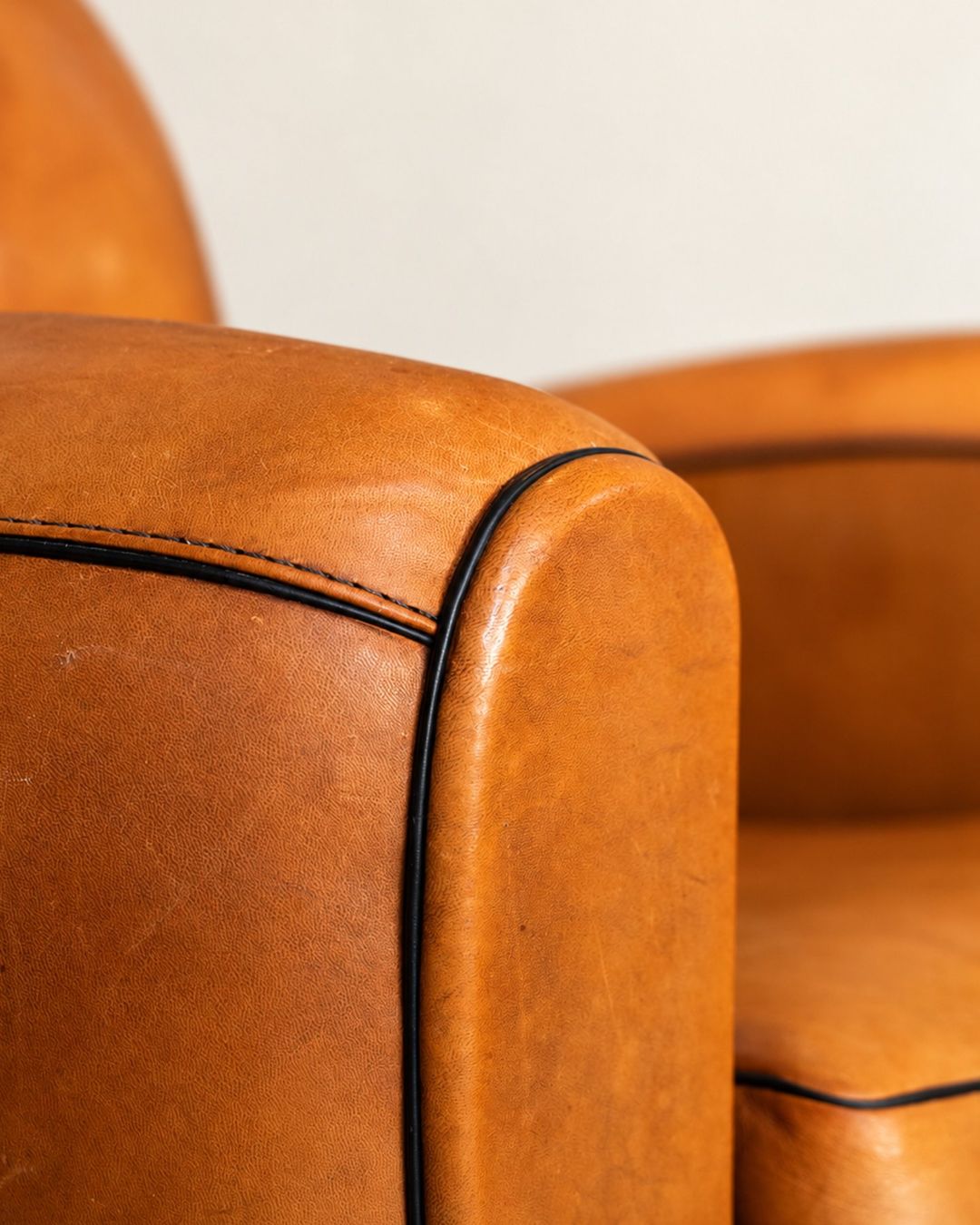 Poltrone: FAUTEUIL CLUB BOWLER – Usato da Moutier venduto da Vintage-signature 7