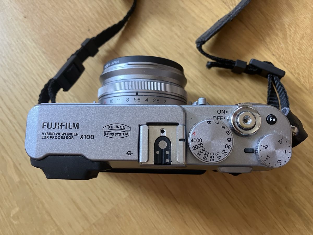 Fujifilm Appareil photo: Fujifilm FinePix X100 – D'occasion à Zürich par Wooha 3