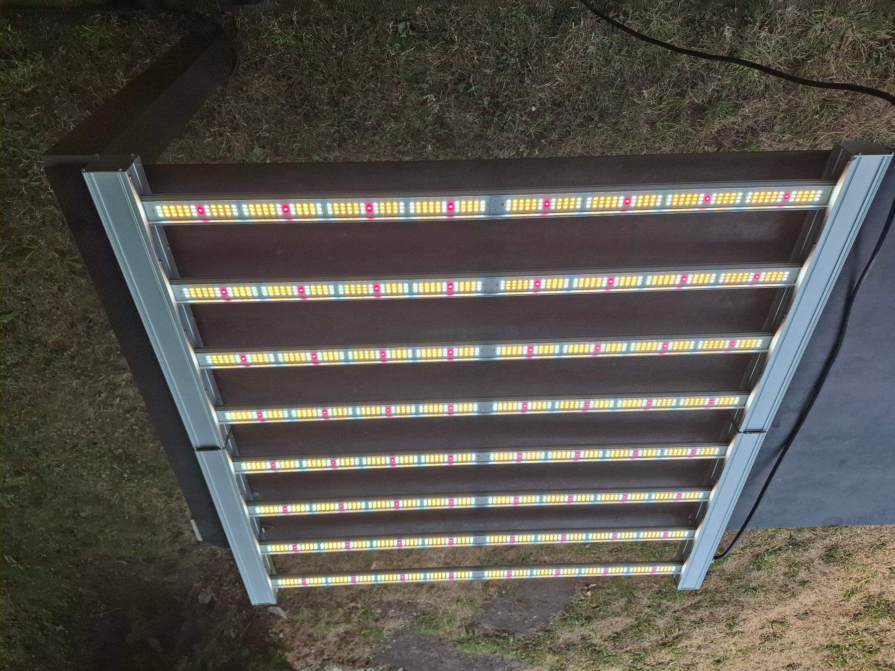 Lampen: Crystalor LED, faltbares 8 Balken System – Gebraucht aus Birmensdorf ZH von oth_7k52
