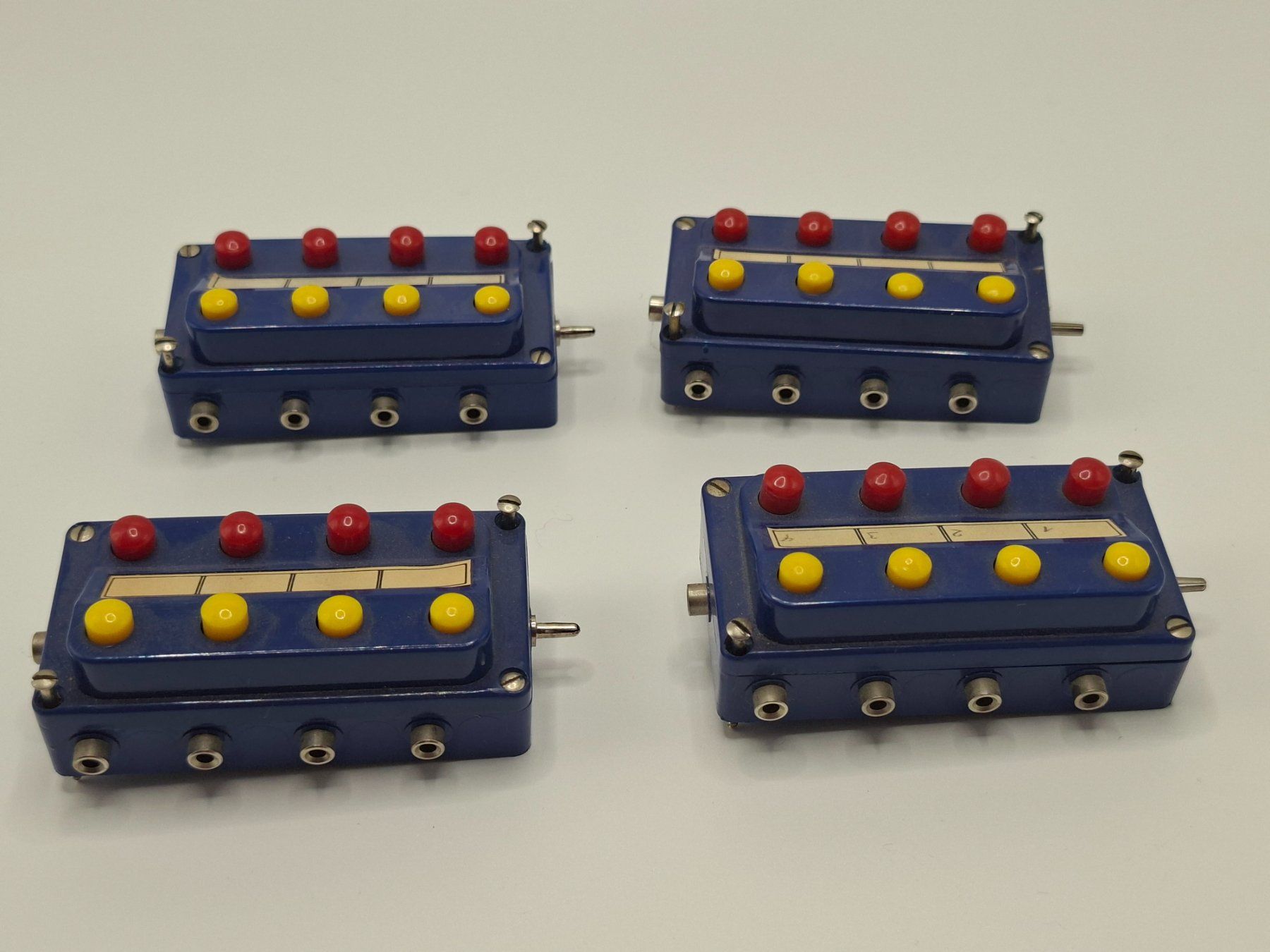 Märklin Modellini di ferrovie: Märklin 7210 Stellpult 4 x – Usato da Birr venduto da waruco 3