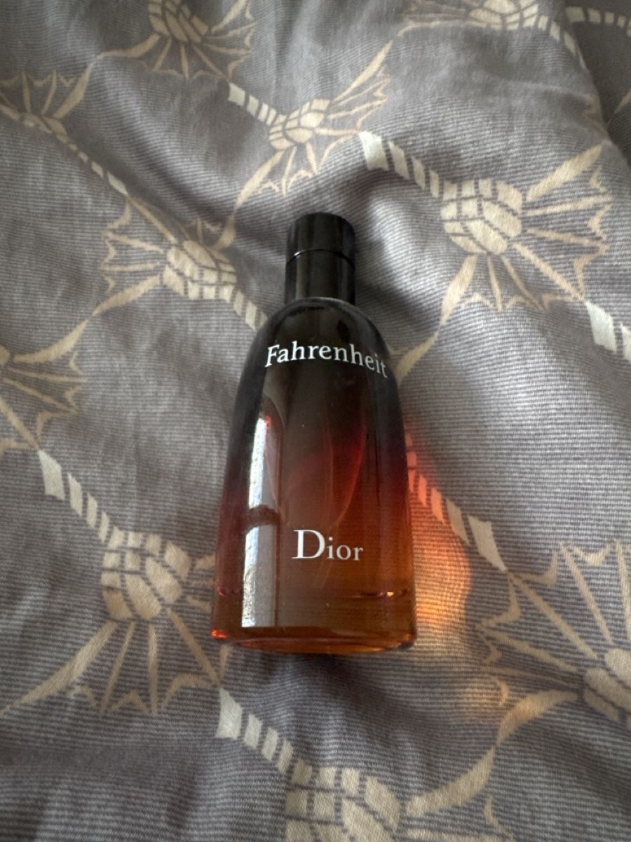 Dior Profumi & Eau de Toilette: Dior Fahrenheit – Nuovo (secondo la descrizione) da Zürich venduto da Bear.