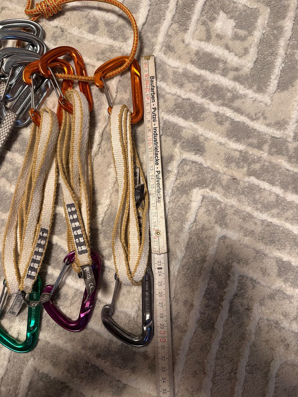 Attrezzatura da arrampicata: Alpines Expressset Mammut Petzl – Usato da Niederurnen venduto da Smiritee 2