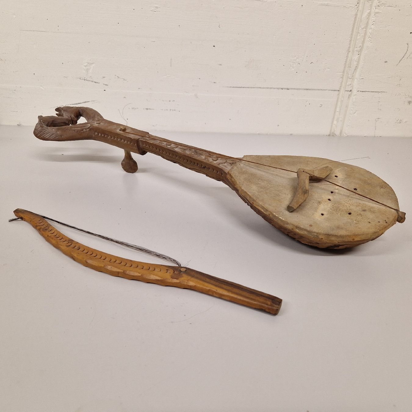 Strumenti musicali: Streichinstrument, Holz geschnitzt vintage – Usato da Bern venduto da latrouvaillebern 6