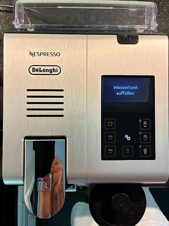 De'Longhi Macchine per caffè & Macchine per espresso: Delonghi Lattisimo Pro Nespresso Kaffeemaschine – Usato da Aeugst am Albis venduto da Juwelier46 3