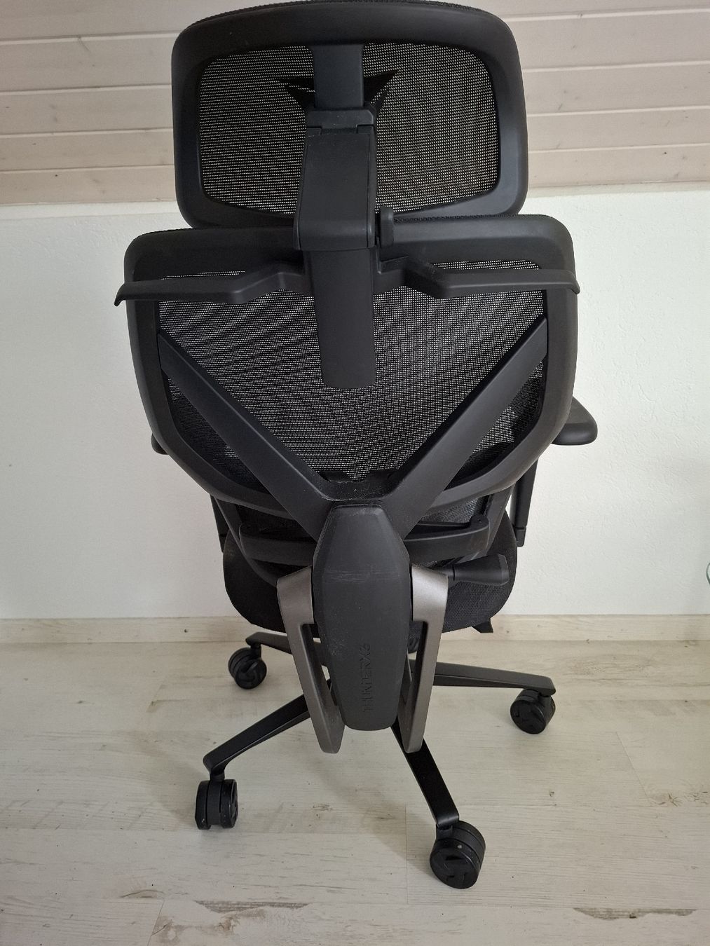 Stühle: Ergonomischer Gaming-/Bürostuhl ThunderX3 FLEX Pro - Mesh – Gebraucht aus Hunzenschwil von Hardrock6 2