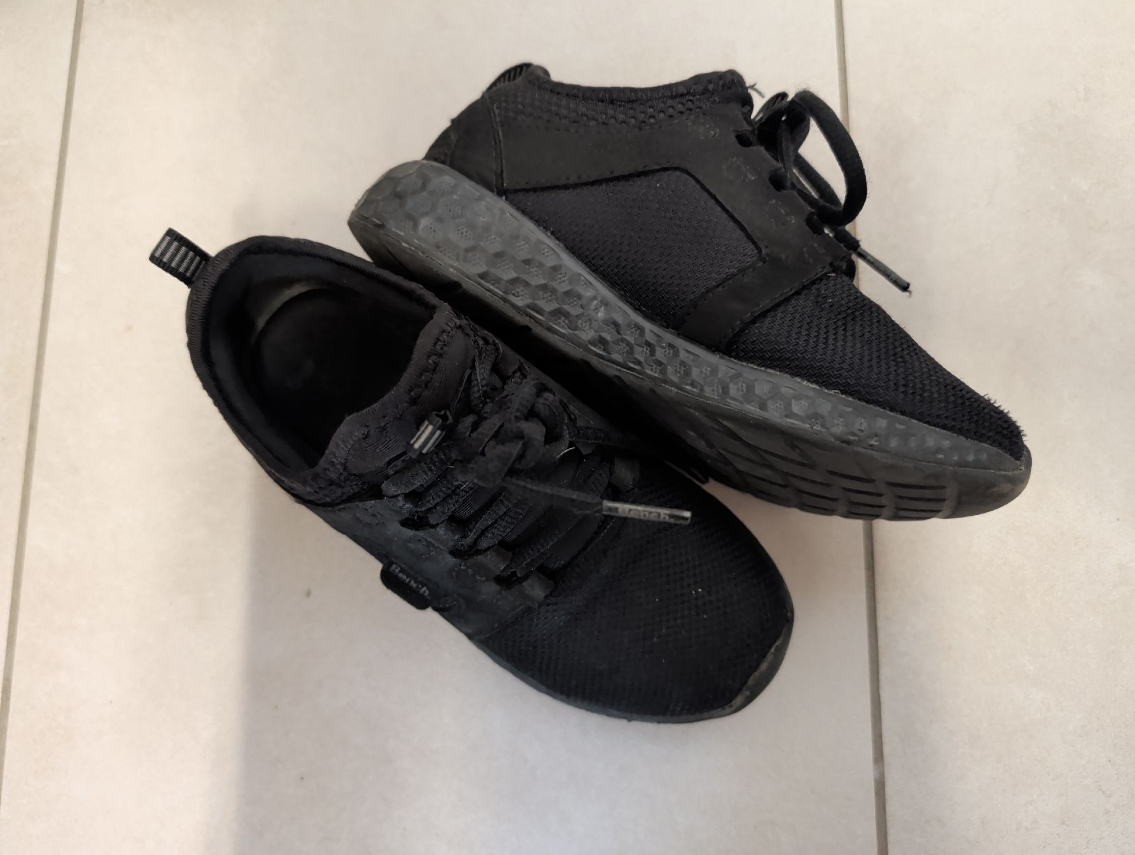 Schuhe für Jungen: Schuhpaket Grösse 30/31 – Gebraucht aus Nesslau von Karii21 4