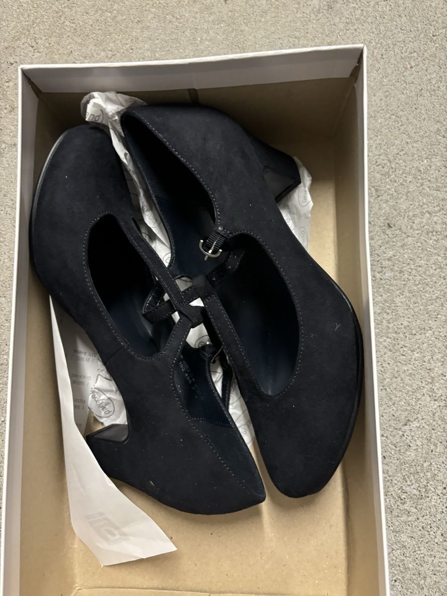 Scarpe da donna: Neue Pumps 37 – Nuovo e nell'imballaggio originale da Matten b. Interl venduto da pimkie84