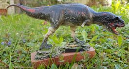 Carnotaurus 1:35 Resinmodel from Karol Rudyk Dinosauria