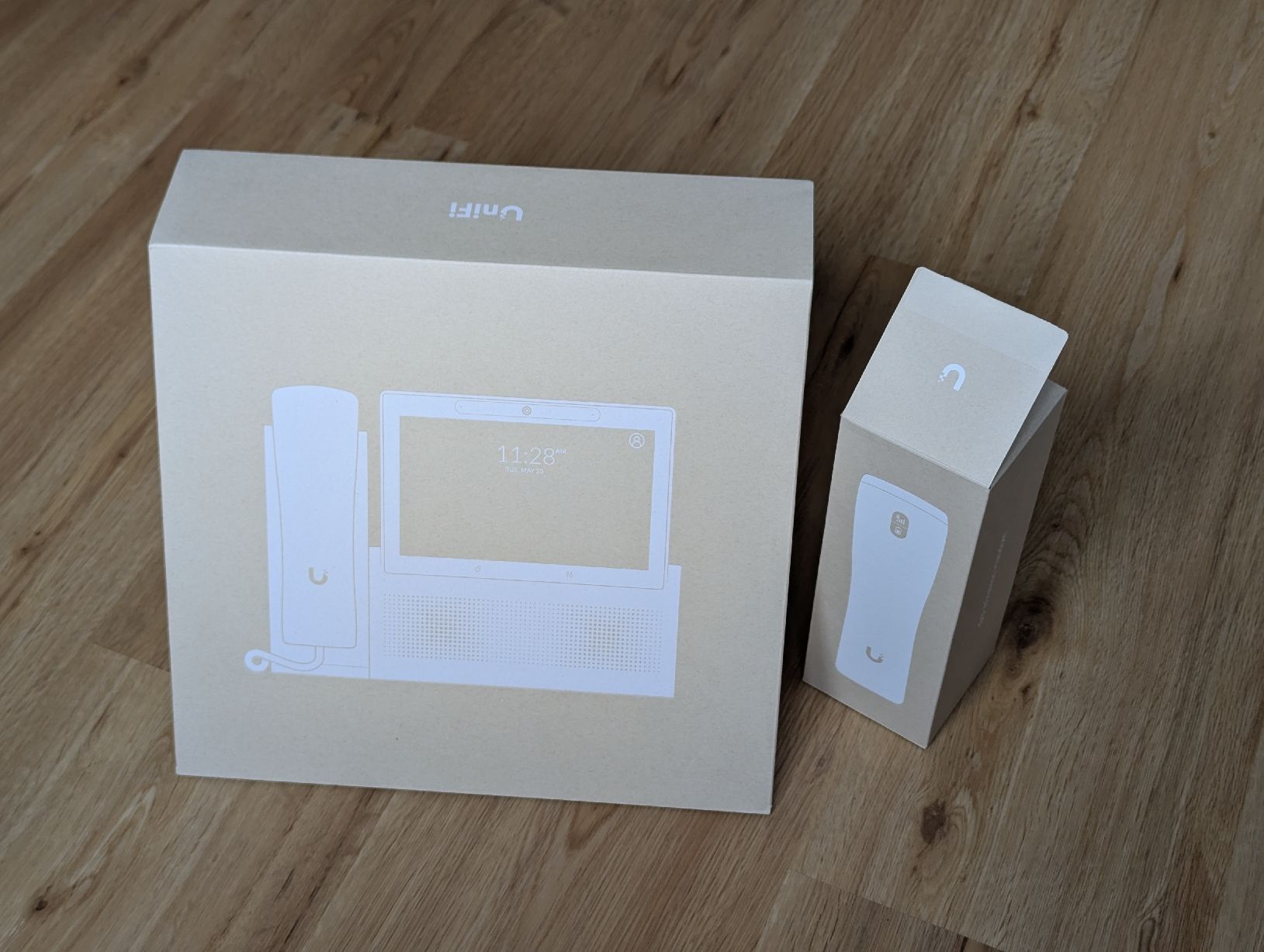 Telefoni: UniFi G3 Touch Enterprise & Handset – Usato da Niederwangen BE venduto da EByte