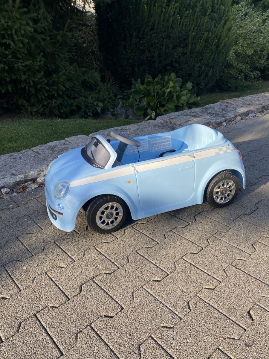 Veicoli per bambini: Cooles Kinderauto Fiat 500 Elektro hellblau – Difettoso da Muri AG venduto da rci_6s6r