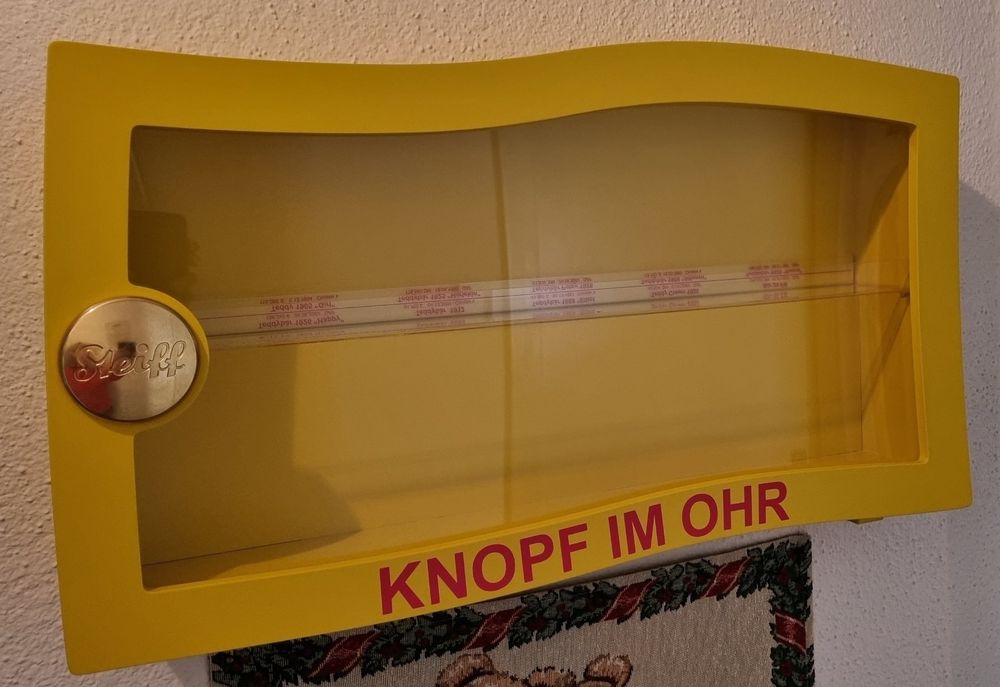 Steiff Schaukasten / Vitrine Knopf im Ohr, Rarität Acheter sur Ricardo