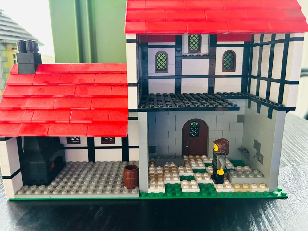 Lego Kit di costruzioni: LEGO MOC medieval HOUSE – Usato da Riazzino venduto da cat_w7kf 3