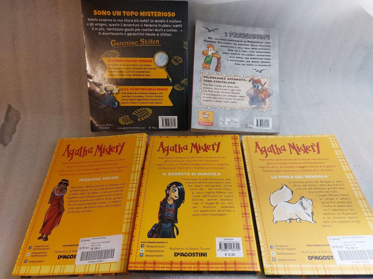 Livres: Geronimo Stilton & Agatha Mistery - 5 libri anni 8/9 >>> – D'occasion à Pambio Noranco par Pol69 1