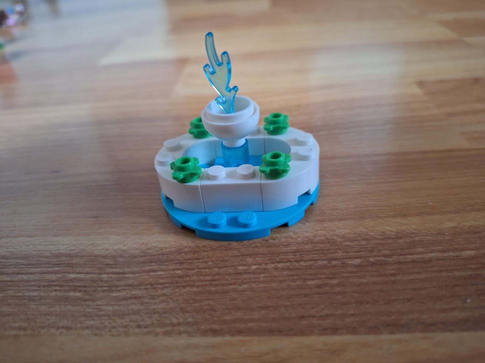 Lego Giocattoli: Lego Friends Set 41030. Glace-/Eisstand – Usato da Glashütten venduto da Christheswiss 9