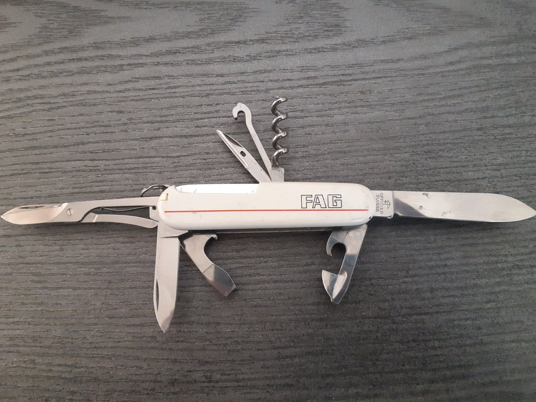 Victorinox Taschenmesser: Viktorinox Officier FAG – Gebraucht aus Grindelwald von carro5