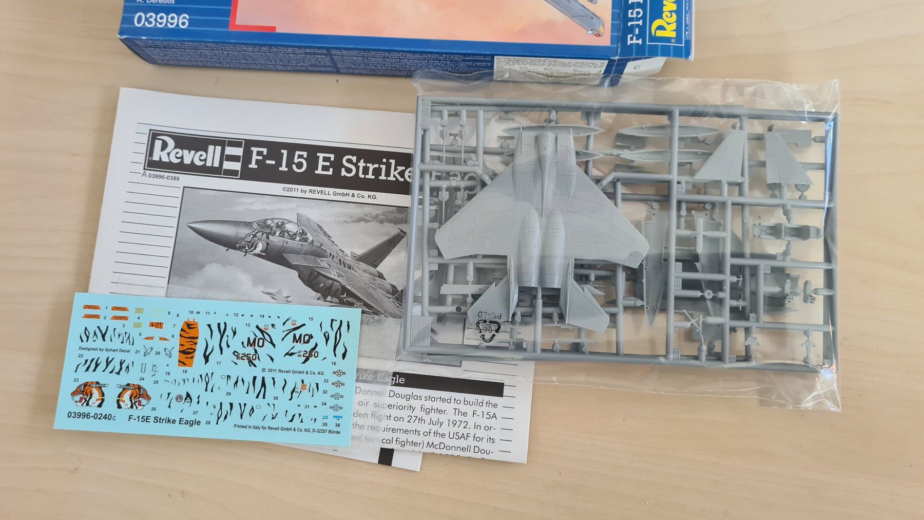 Revell Kit di modellismo & Modellini statici: 1:144 F-15 E Strike Eagle - Revell 03996 – Nuovo (secondo la descrizione) da Bassersdorf venduto da jackbmw 2