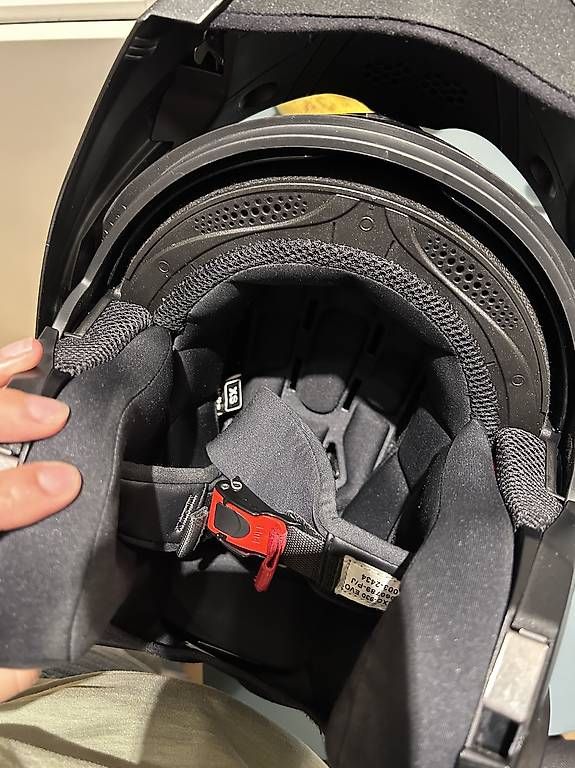 Casques & visières: Casque moto  – D'occasion à Enney par ver_f7fy 4
