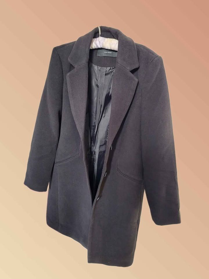 Vero Moda Mäntel: Schwarzer Wintermantel NEU – Neu und originalverpackt aus Aarburg von Hystoria 3