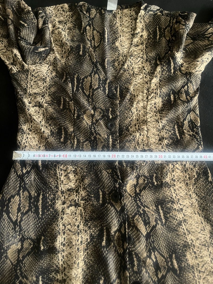 Zebra Robes: Zebra Kleid Schlangenmuster Grösse M  – Neuf (Voir description) à Olten par sae_82z2 4